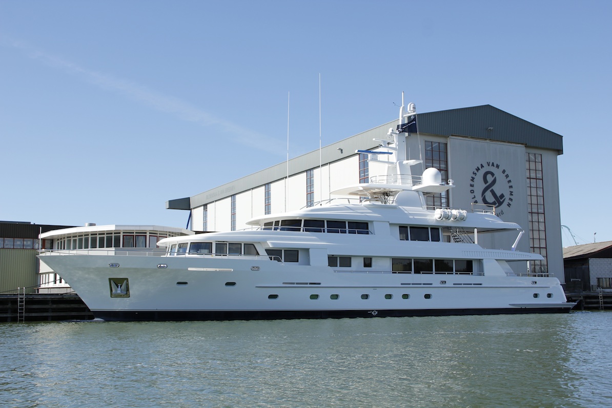 Image for article Bloemsma van Breemen launch 44m motoryacht